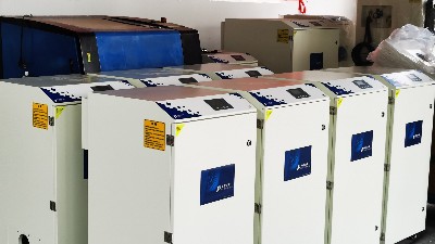激光煙霧凈化器哪家好,執(zhí)信環(huán)保激光煙霧凈化器凈化車間煙塵污染！