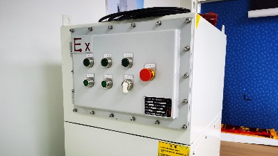 小型防爆除塵器-單機(jī)脈沖防爆除塵器-執(zhí)信環(huán)保制造廠家！